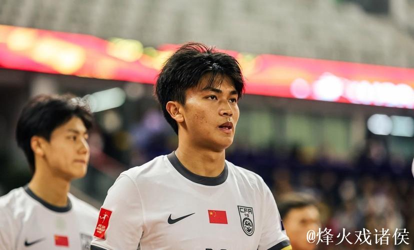 19岁蒯纪闻助攻36岁张琳芃得分 海港半程第四仍有机会