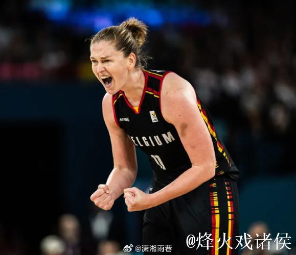 斯图尔特26+7美国女篮力克比利时 梅斯曼24分